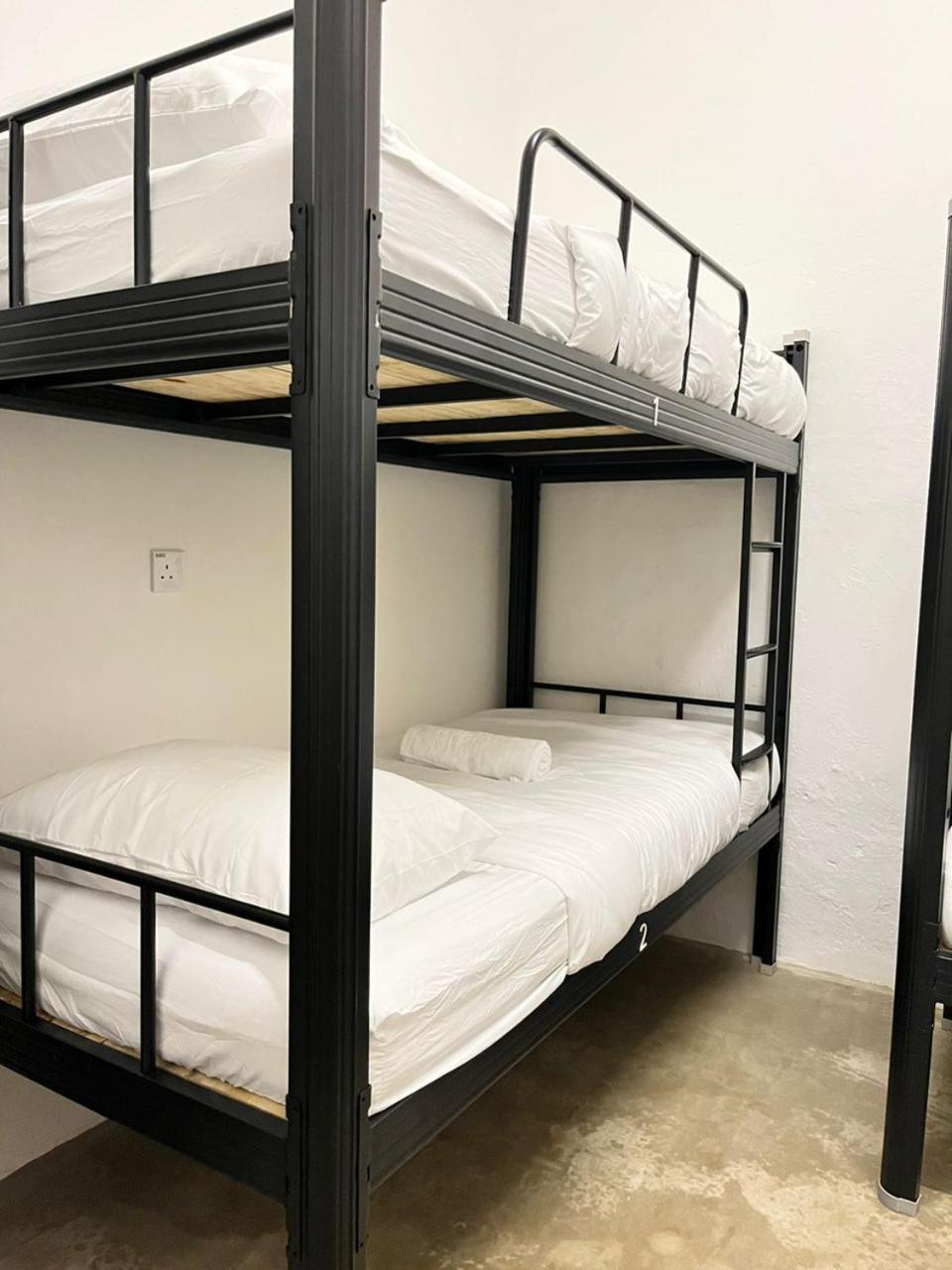 Pine Armenian Hostel Джордж Таун Екстериор снимка