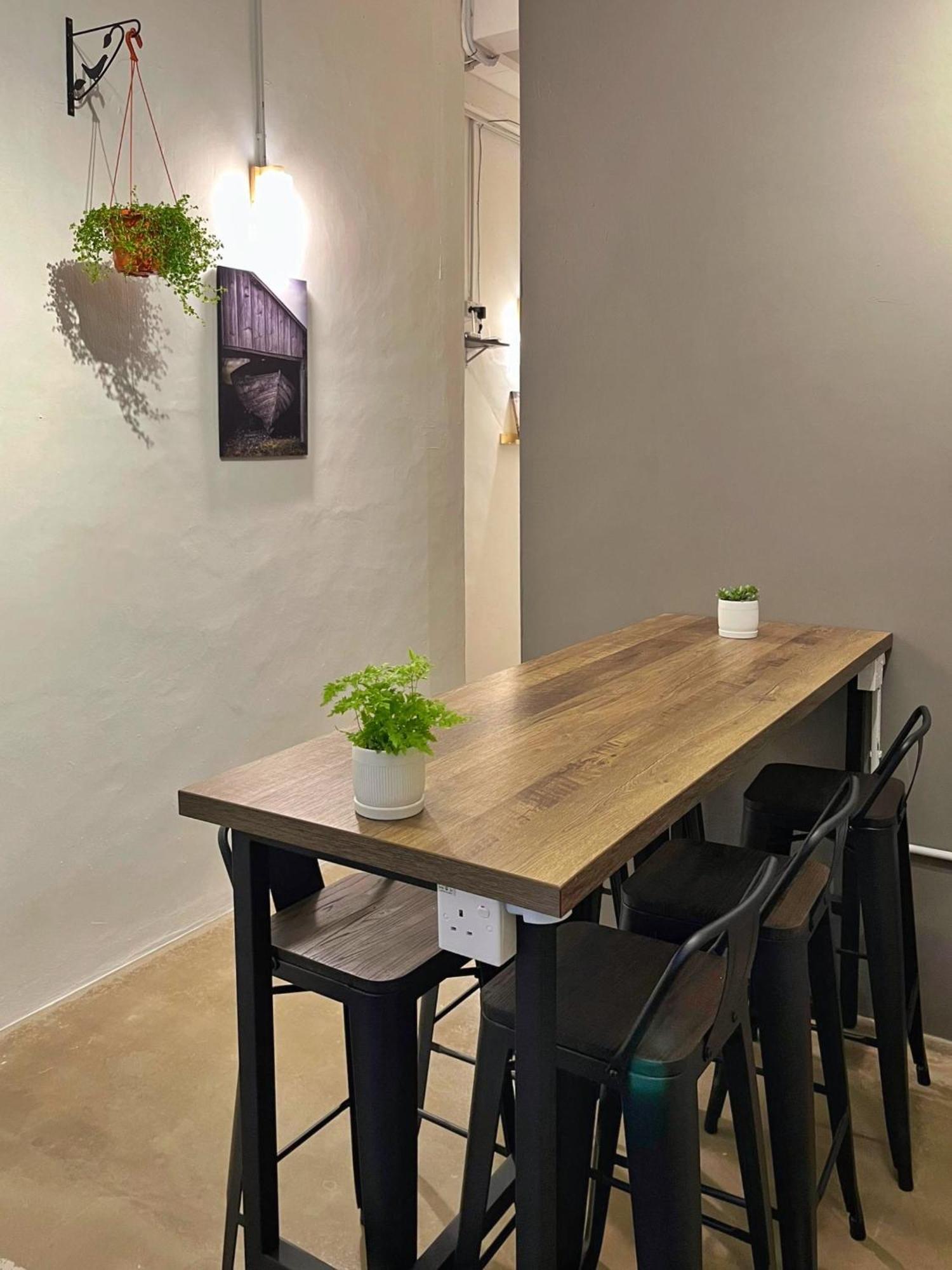Pine Armenian Hostel Джордж Таун Екстериор снимка