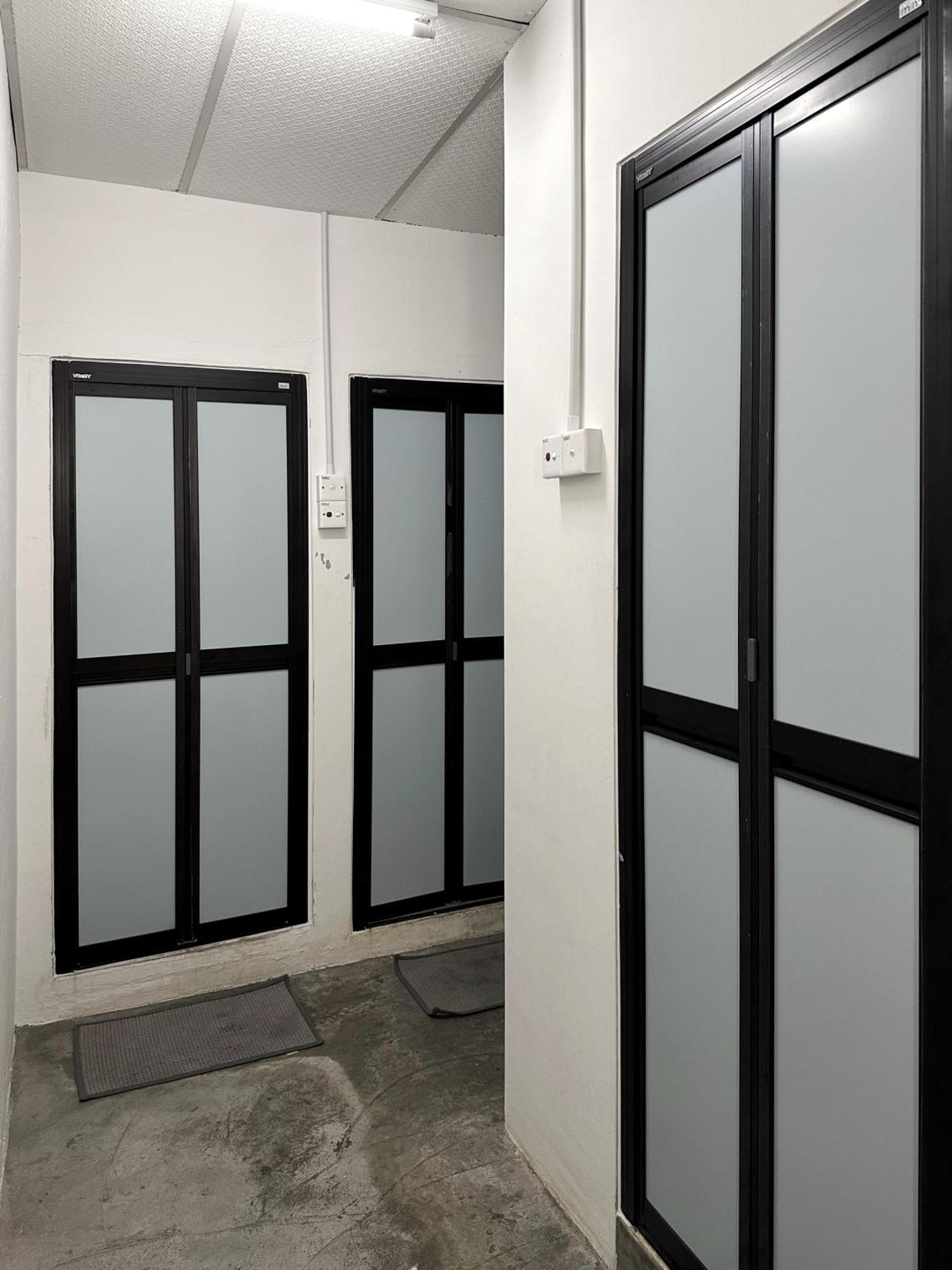 Pine Armenian Hostel Джордж Таун Екстериор снимка